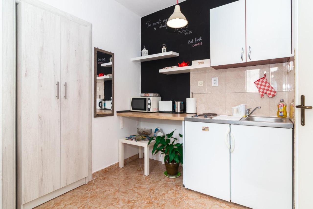 Studio Apartman Djakovic تْشيرسيك نوفي المظهر الخارجي الصورة