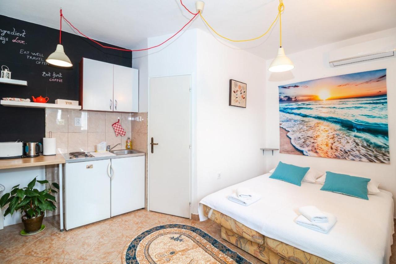 Studio Apartman Djakovic تْشيرسيك نوفي المظهر الخارجي الصورة